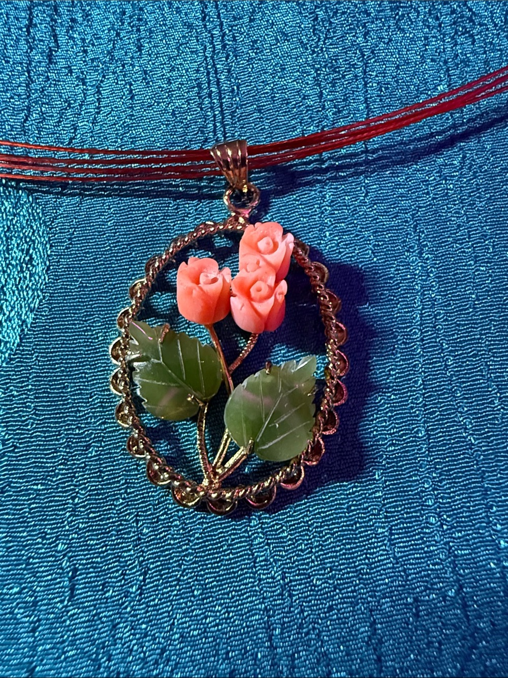 Vintage-Inspired gold, plated coral Rose Pendant Necklace and nephrite leaves